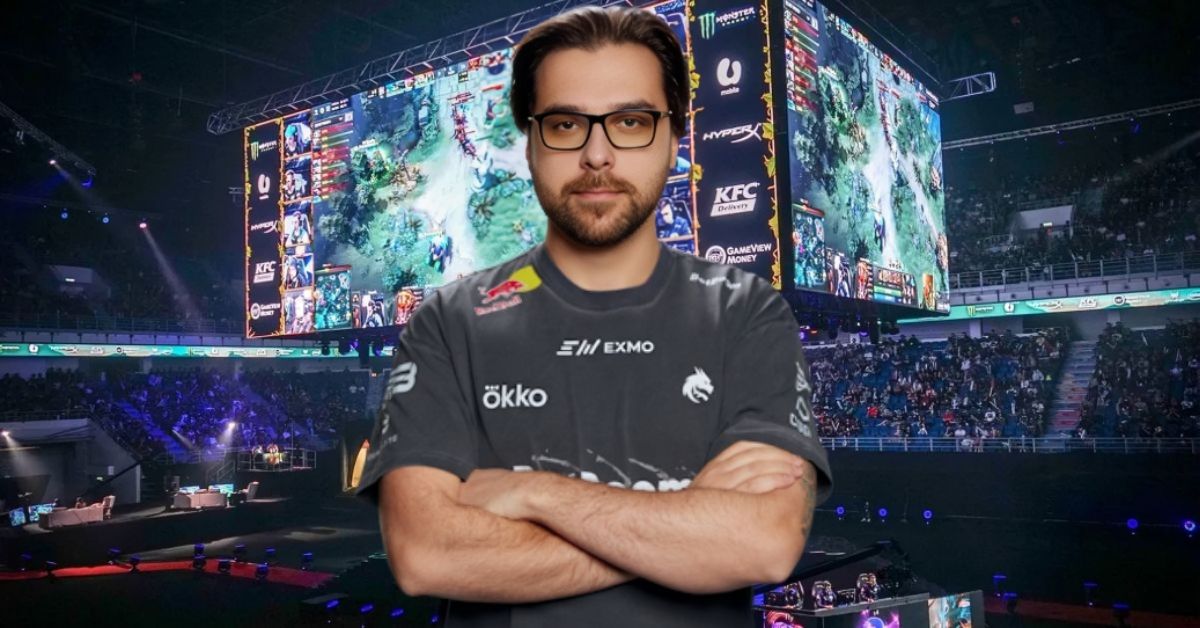 Hally addressed the Team Spirit players