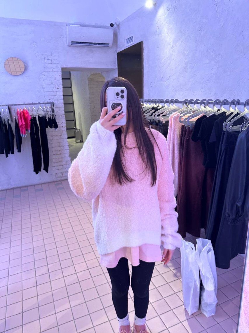 Девушка Dyrachyo