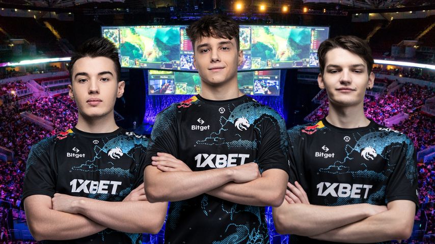 Larl, Collapse and Mira have formed their Dota 2 lineups