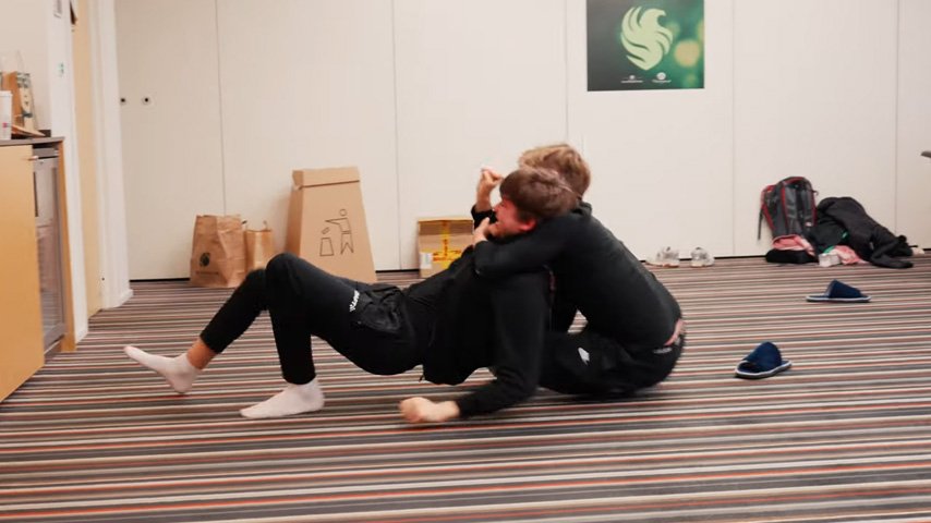 Skiter and Malr1ne Team Falcons