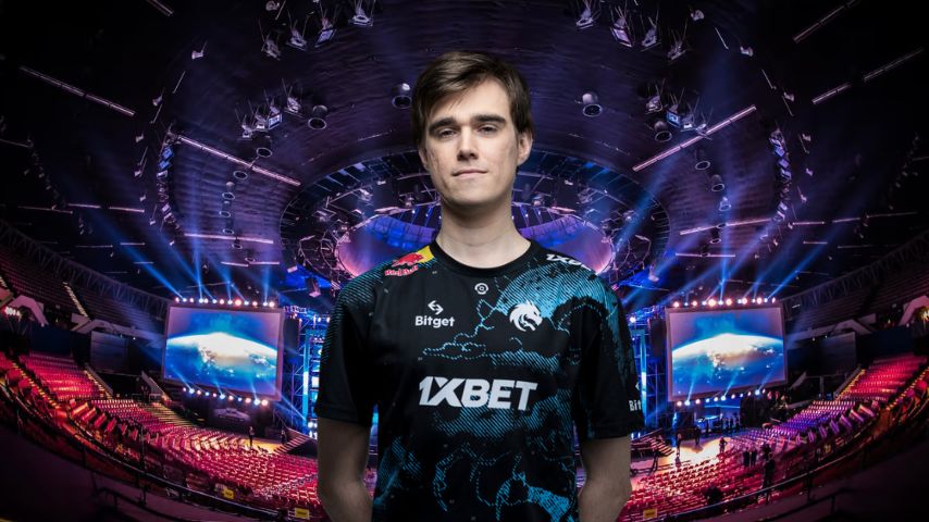 Miposhka прокомментировал результаты Team Spirit на 1win Series Dota 2 Spring