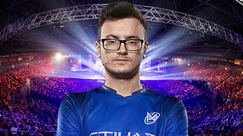 Nix commented on Miracle's play as a carry and mid laner