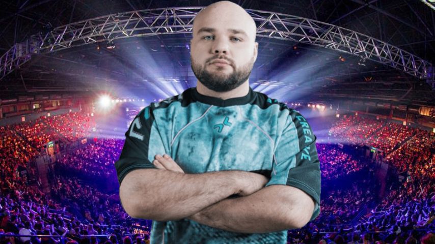 No[o]ne told what he would like to change in his career