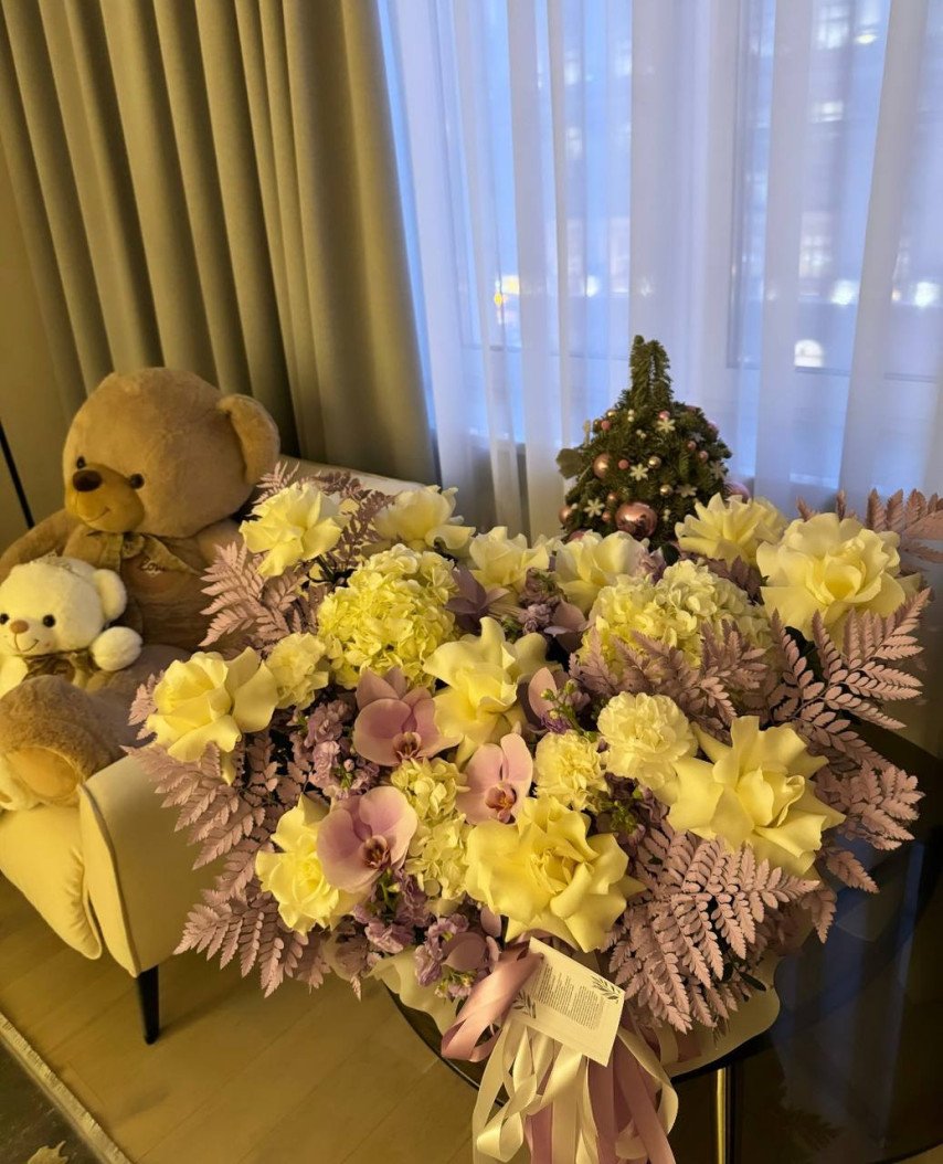Dyrachyo surprised his girlfriend with a gift right in the middle of ...