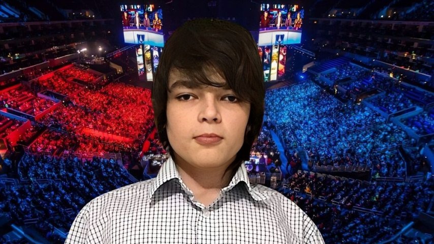 Rostislav_999 announced a hard challenge, promising to shave his head ...
