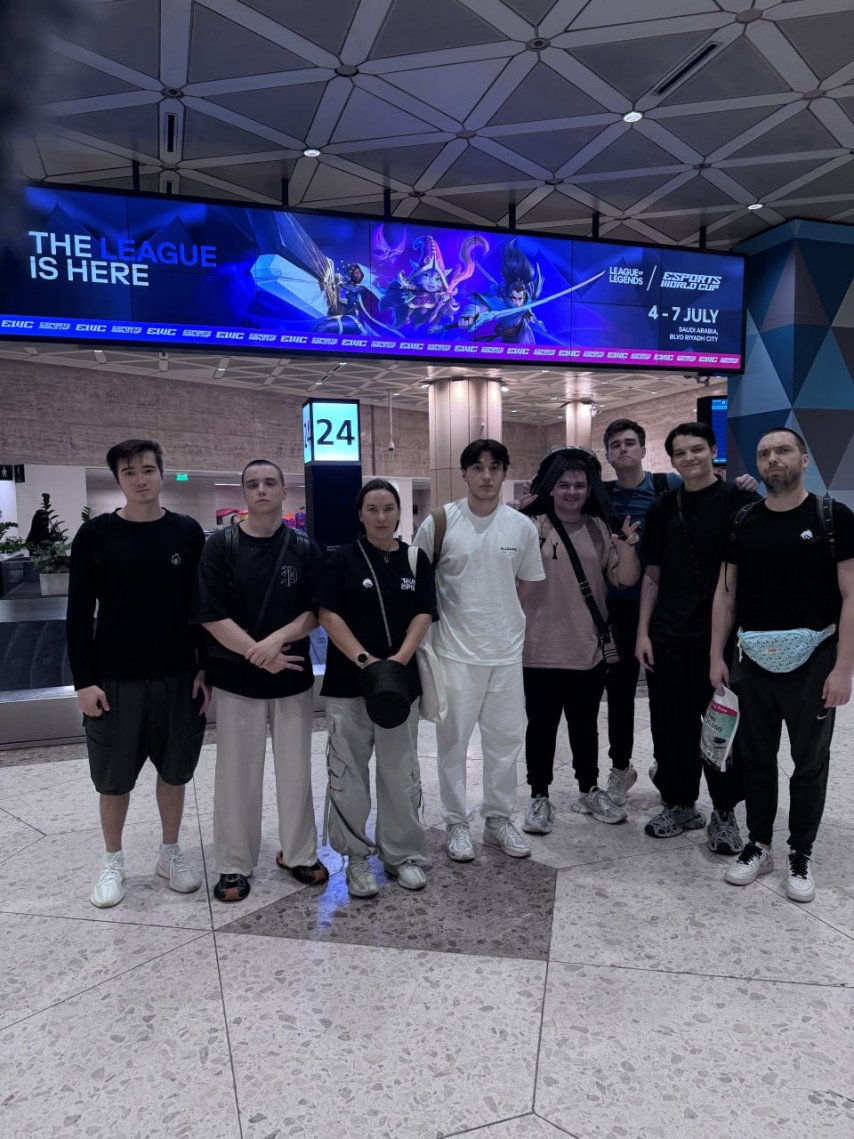 Team Spirit приехали на Riyadh Masters 2024