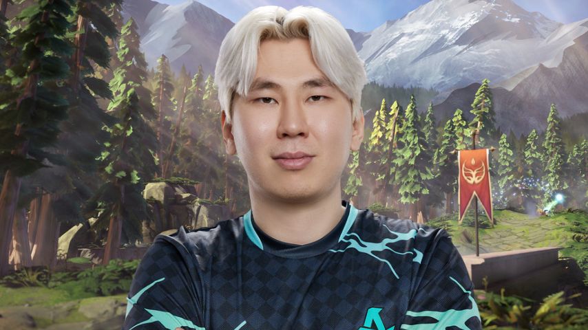 TORONTOTOKYO named the hero he plays best