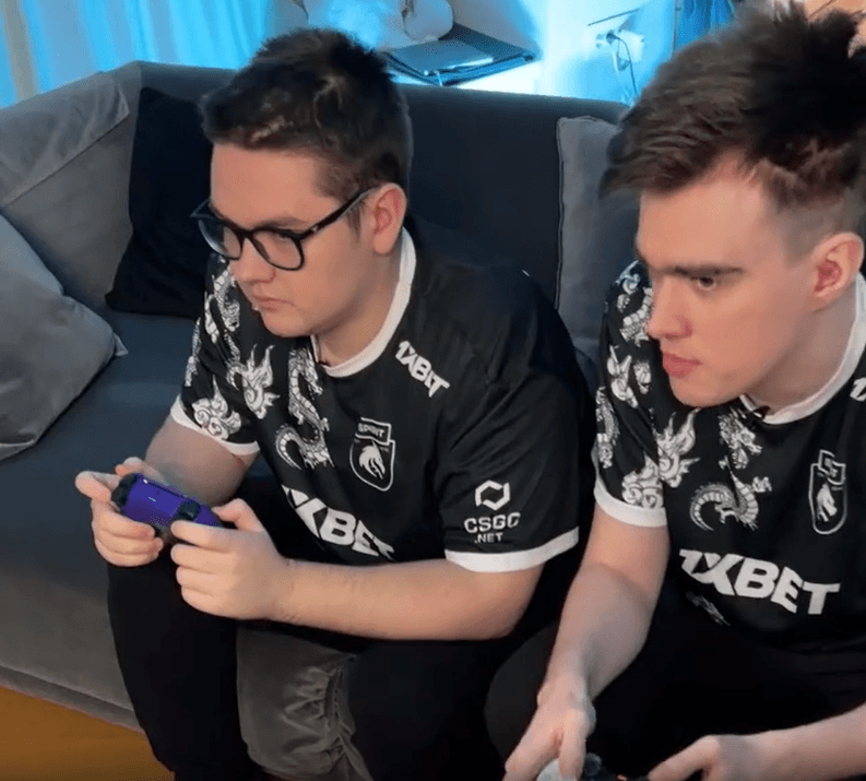 Яторо Team Spirit